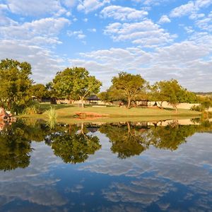 Villa Lembah Kali - Riverside Estate Krugersdorp Exterior photo