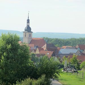 Landhotel und Weingasthof Schwarzer Adler Wiesenbronn Exterior photo