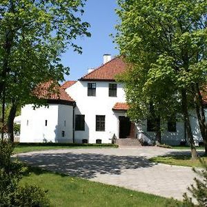 Bed and Breakfast Bialy Dwor Kwidzyn Exterior photo