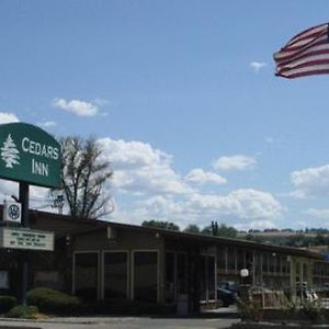 Cedars Inn Lewiston Exterior photo