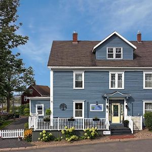 Willow House Inn B&B Pictou Exterior photo