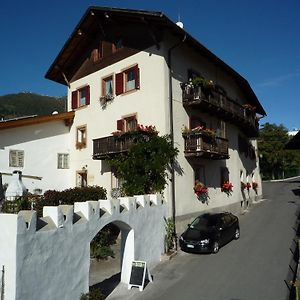 Hotel Garni Sonne Mals im Vinschgau Exterior photo