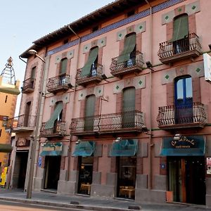 Hotel Fonda Ca La Paula Castellfollit de la Roca Exterior photo