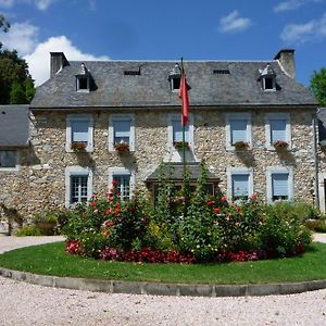 Bed and Breakfast Domaine Vega Saint-Arroman  Exterior photo