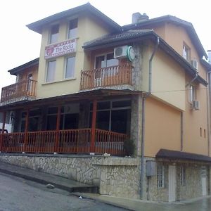 Family Hotel The Rocks Belogradtschik Exterior photo