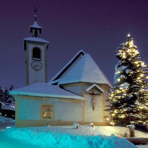 Hotel Gasthof Huber Prags Exterior photo