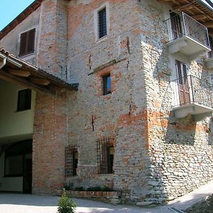 Villa Agriturismo La Cantina Farigliano Exterior photo