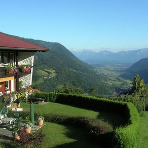 Cozy Apartment in Afritz am See near Gerlitzen Ski Area Exterior photo