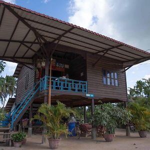 Chansor Community Homestay 14 Phumi Trach Pok Exterior photo