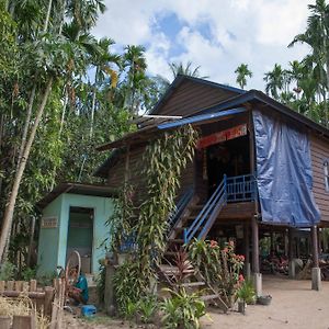 Chansor Community Homestay 20 Phumi Trach Pok Exterior photo