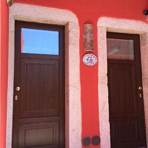 Bed and Breakfast La Torre Dell'Orologio 2.0 Roccasicura Exterior photo