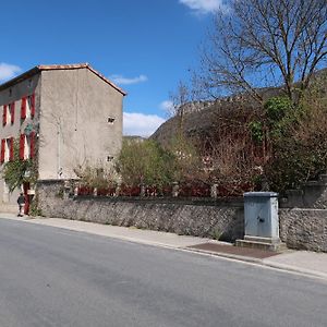 Ferienwohnung Maison Aux Volets Rouges Tournemire  Exterior photo