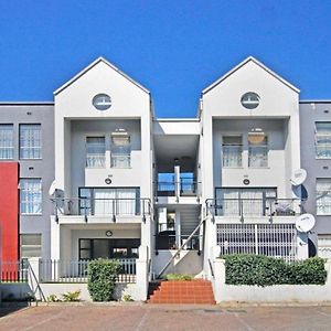 Cosy Apartments Ferndale 1Bed Johannesburg Exterior photo