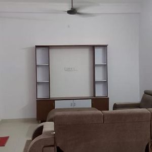 Rooms Near Lko Airpoart Lucknow Exterior photo
