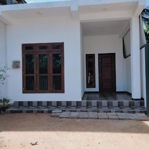 Villa Sunset Rest House Anuradhapura Exterior photo