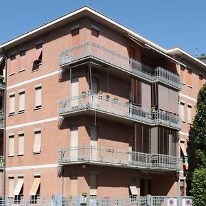 Guest House Gobetti Reggio nell'Emilia Exterior photo