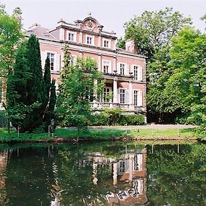 Bed and Breakfast Le Chateau De Philiomel Lillers Exterior photo