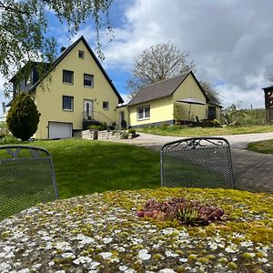 Ferienwohnung Fewo Haus Hutzelbuck in idyllisch-grüner Lage nähe AN Ansbach Exterior photo