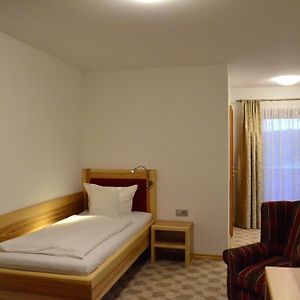 Hotel der Bäume Drachselsried Room photo