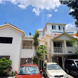 Two Bedroom Penthouse In Peguy-Ville Port-au-Prince Exterior photo