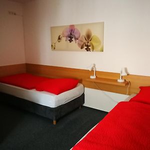 Hotel Pension Zum Angestellten Porta Westfalica Room photo