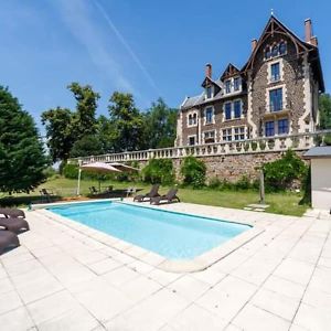 Bed and Breakfast Manoir Des Reves Sauvages Parentignat Exterior photo