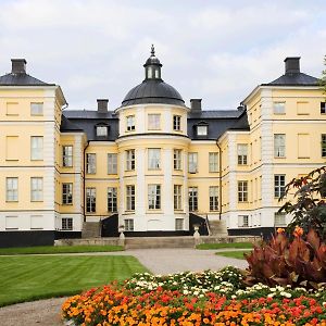 Hotel Finspang Slott Exterior photo