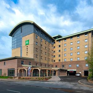 Hotel Ibis Styles London Gatwick Airport Crawley  Exterior photo