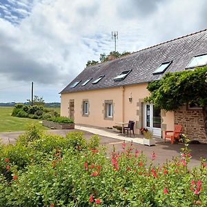 Bed and Breakfast Au Calme A 10Mn Des Baies De Douarnenez Et Audierne Avec Cuisine A Disposition Mahalon Exterior photo