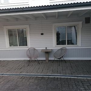 Ferienwohnung Fin Studio-Lagenhet Mitt I Stan #5 Hudiksvall Exterior photo