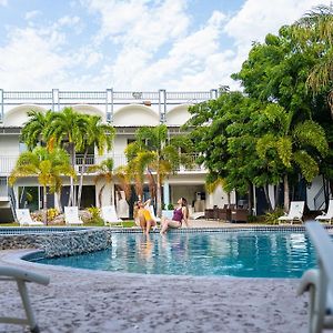 Hotel Solace By The Sea Ponce Exterior photo