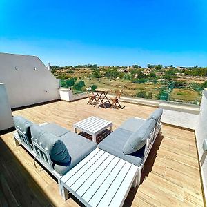 Ferienwohnung Axtart Penthouse With Amazing Views Marsaxlokk Exterior photo