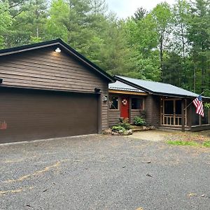 Villa Camp Pinecone In Brantingham, Ny Glenfield Exterior photo