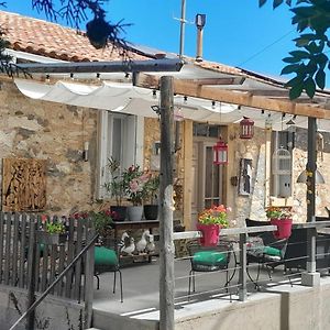 Bed and Breakfast Sur La Bonnefooi Prades-sur-Vernazobre Exterior photo