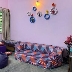 Lovely Private Queen Bed Room In Shared 2 Bhk Apartment Mysore Exterior photo