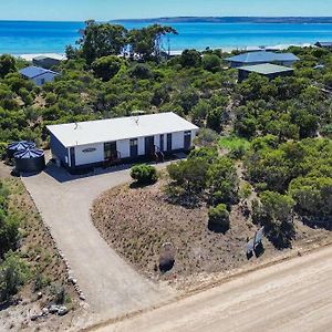 Villa Just Beachy Island Beach Exterior photo