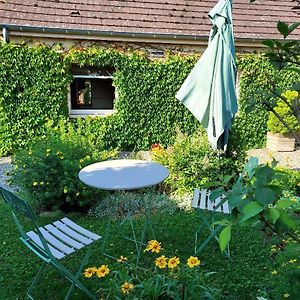 Bed and Breakfast A 5 Min De Beaune, Logement Tout Confort Au Calme Combertault Exterior photo