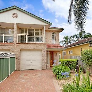 Ferienwohnung French House Narwee Exterior photo