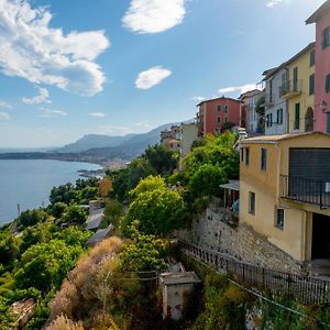 Ferienwohnung Total Sea View Grimaldi Ventimiglia Exterior photo