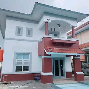 Villa Vila Bukit Cipendawa Pacet  Exterior photo