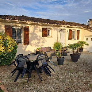 Ferienwohnung L'Ile Verte Chambre Avec Salle De Bain Privee Champagnac  Exterior photo