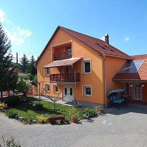 Hotel Gabriella Vendégház Szilvásvárad Exterior photo