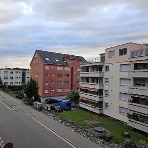 Ferienwohnung Helle Oase Am Zuerichsee * * * * * Freienbach Exterior photo