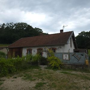 Bed and Breakfast Domaine de Fontenelay Gezier-et-Fontenelay Exterior photo