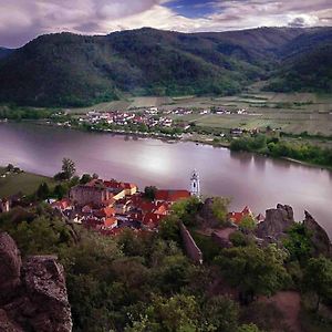 Newly Renovated Cheerful Cottage In Durnstein Exterior photo