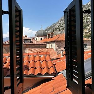 Ferienwohnung Charming Aparment In The Heart Of Kotor Old Town Exterior photo