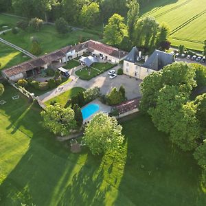 Hotel Chateau De La Vallade Saint-Porchaire Exterior photo