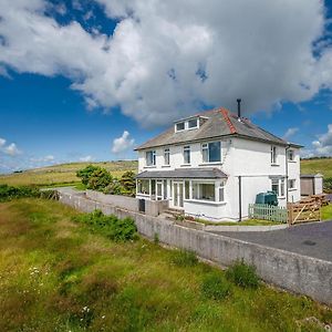 Villa Glynmor Llanfair Exterior photo