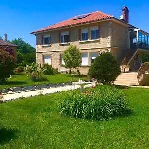 Appartement Charmant A Toulonjac Avec Jardin Et Terrasse 110 M² Exterior photo