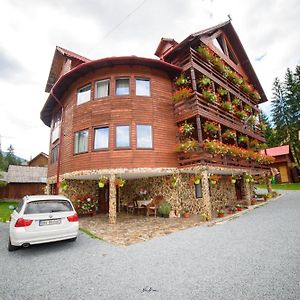 Hotel Casa Binu Arieşeni Exterior photo